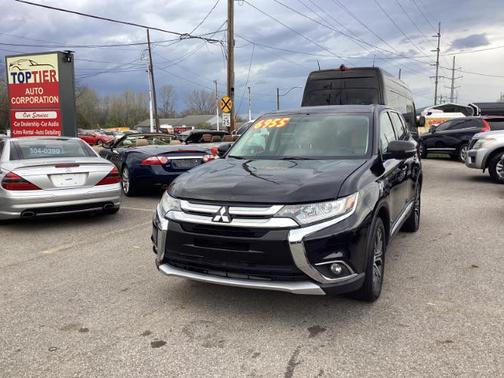 2016 Mitsubishi Outlander SE