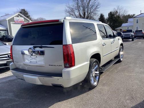 2013 Cadillac Escalade ESV Platinum Edition