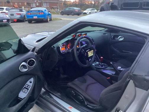 2009 Nissan 370Z Touring