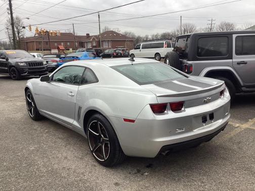 2011 Chevrolet Camaro 2LT