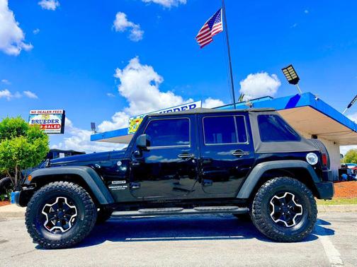Black Clearcoat 2015 Jeep Wrangler Unlimited Sport