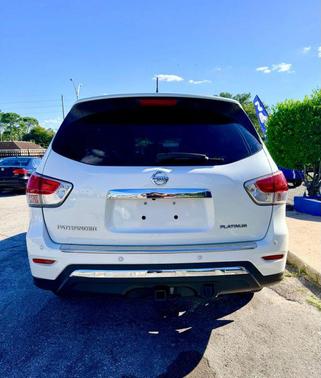 2015 Nissan Pathfinder Platinum