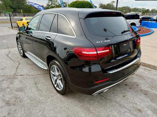 2019 Mercedes-Benz GLC 300 4MATIC