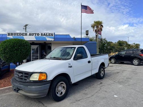 2004 Ford F-150 XL