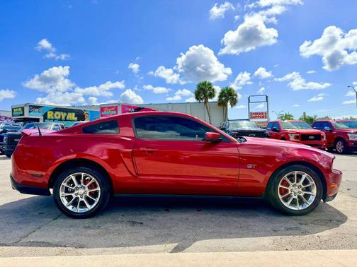 2010 Ford Mustang GT Premium