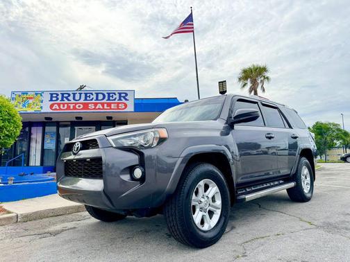 Magnetic Gray Metallic 2016 Toyota 4Runner SR5