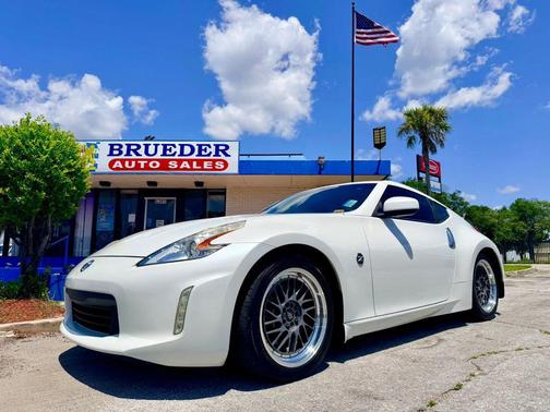 2014 Nissan 370Z Base