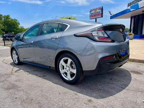 2018 Chevrolet Volt LT