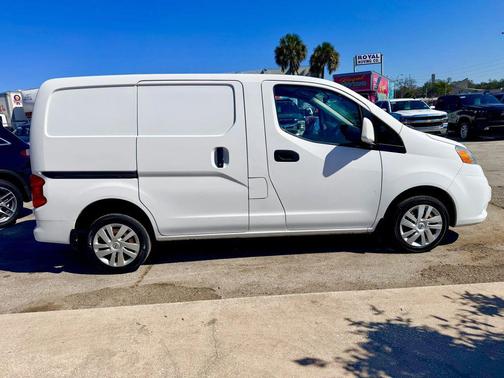 2017 Nissan NV200 SV