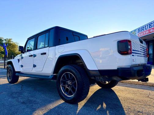 2020 Jeep Gladiator Overland