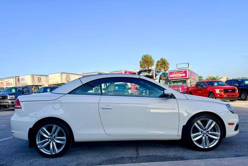 2015 Volkswagen Eos Executive Edition