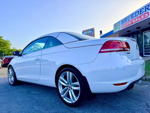 2015 Volkswagen Eos Executive Edition