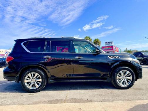 2016 INFINITI QX80 Base