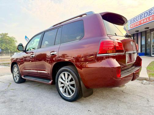 2011 Lexus LX 570 Base