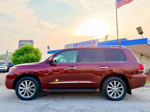 2011 Lexus LX 570 Base