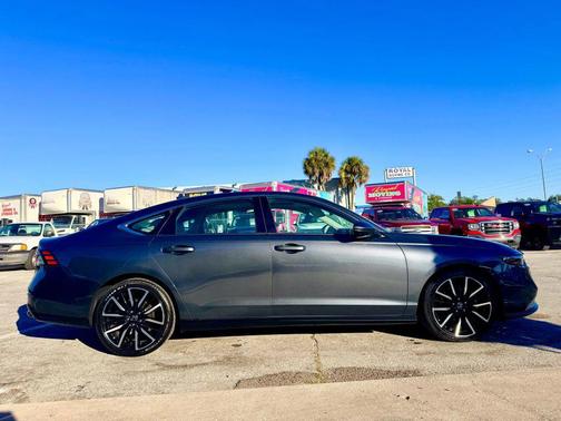 2023 Honda Accord Hybrid Touring