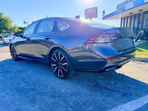 2023 Honda Accord Hybrid Touring