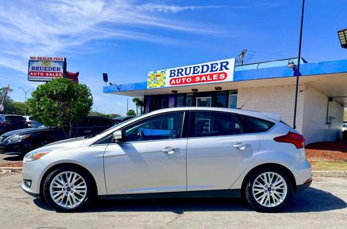 2017 Ford Focus Titanium