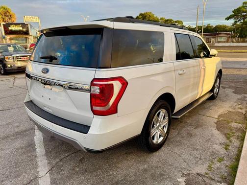 2021 Ford Expedition Max XLT