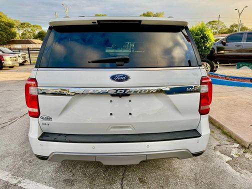 2021 Ford Expedition Max XLT