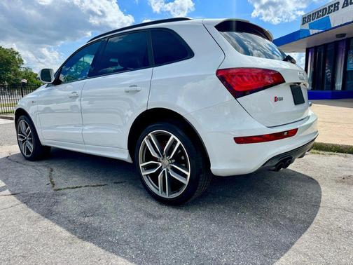 2016 Audi SQ5 3.0T Premium Plus