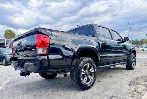 2017 Toyota Tacoma TRD Sport