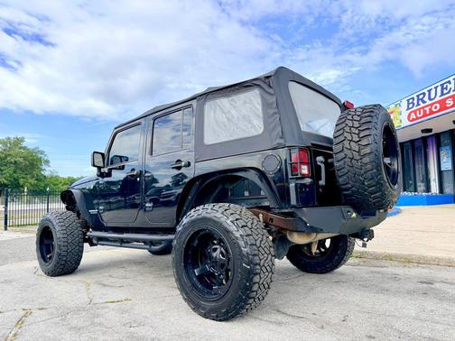 Black Clearcoat 2017 Jeep Wrangler Unlimited Sport