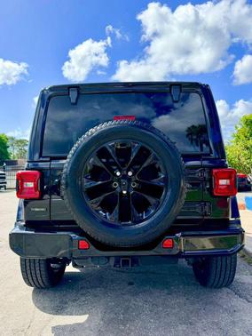 Black Clearcoat 2021 Jeep Wrangler Unlimited Sport Altitude