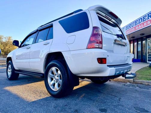 2004 Toyota 4Runner SR5 Sport
