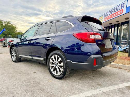 2018 Subaru Outback 3.6R Touring