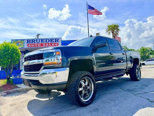 Graphite Metallic 2018 Chevrolet Silverado 1500 1LT