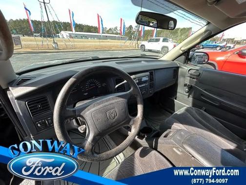 2004 Dodge Dakota Base