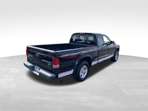 2004 Dodge Dakota Base