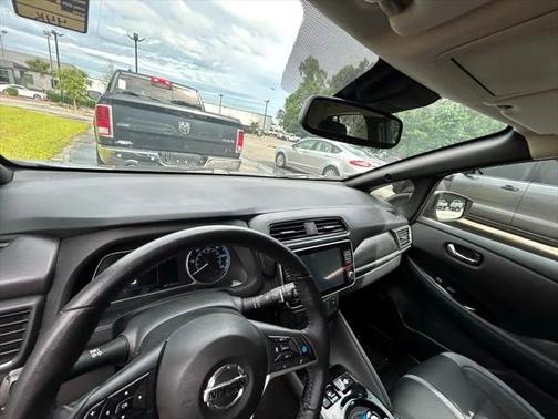 2021 Nissan Leaf SL PLUS