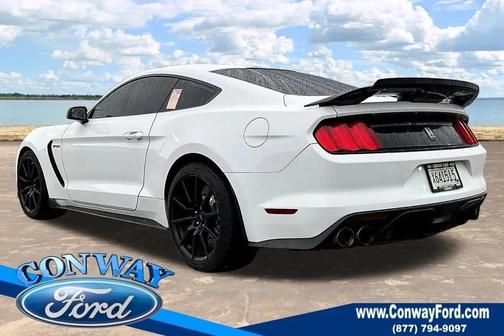 2017 Ford Shelby GT350 Base