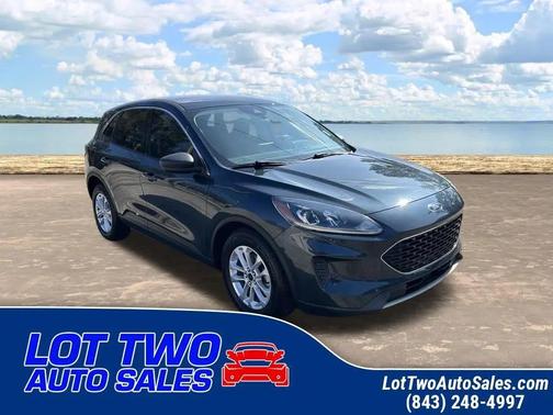 2022 Ford Escape SE