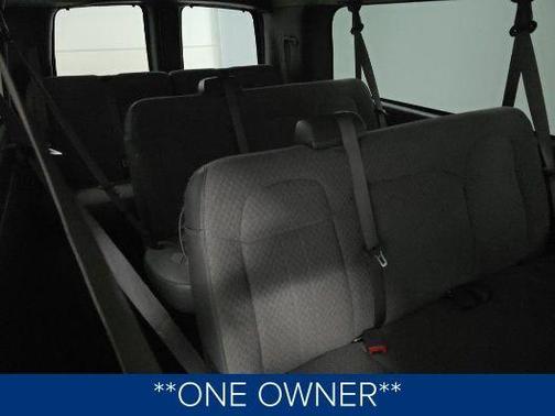 2017 Chevrolet Express 3500 LT