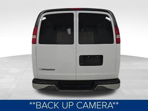 2017 Chevrolet Express 3500 LT