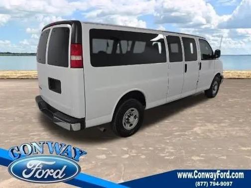 2017 Chevrolet Express 3500 LT