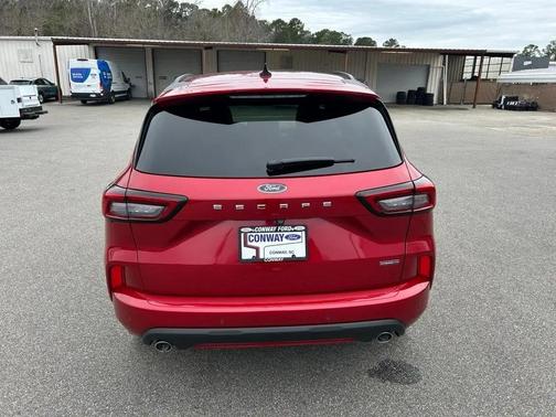 2025 Ford Escape ST-Line Elite