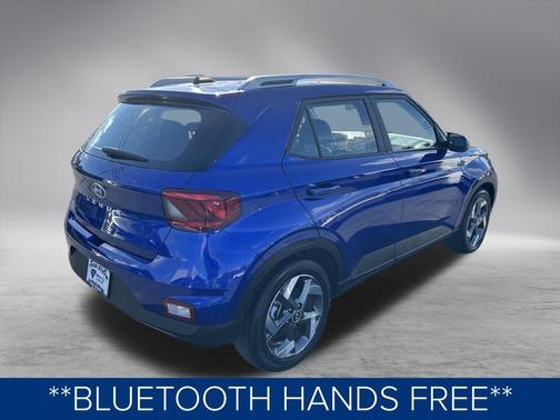 2024 Hyundai VENUE SEL
