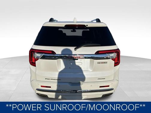 2022 GMC Acadia Denali