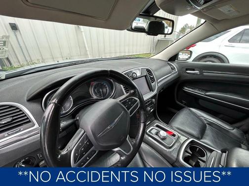 2020 Chrysler 300 Touring