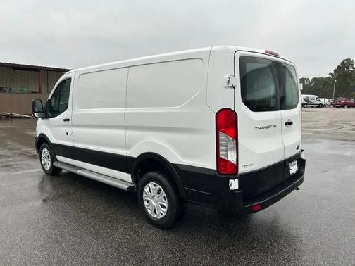 2020 Ford Transit-250 Base