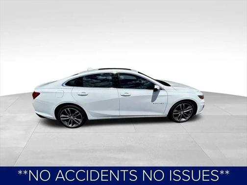 2022 Chevrolet Malibu FWD LT
