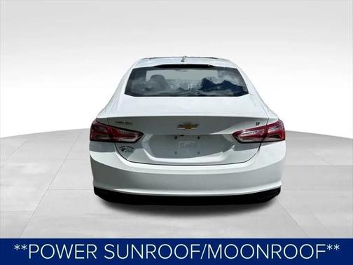 2022 Chevrolet Malibu FWD LT