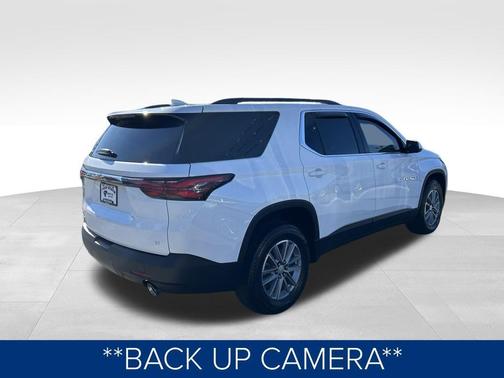 2022 Chevrolet Traverse LT Cloth
