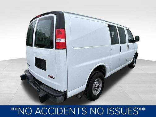 2023 GMC Savana 2500 Work Van