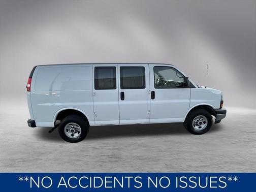 2023 GMC Savana 2500 Work Van