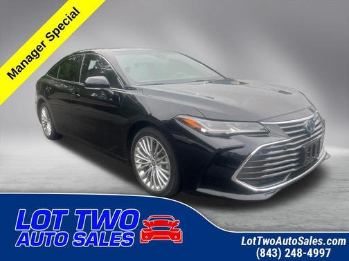 2022 Toyota Avalon Hybrid Limited